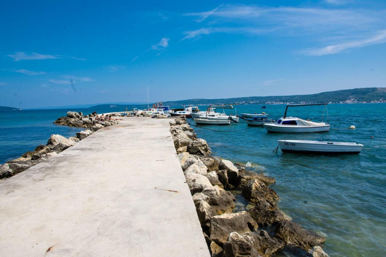 Apartment Quarko Kastela Bagian luar foto