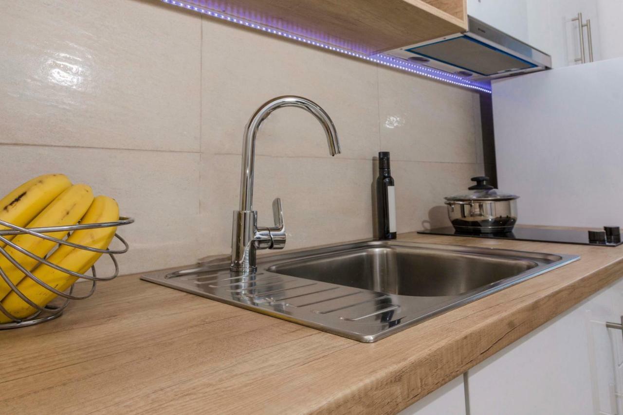 Apartment Quarko Kastela Bagian luar foto