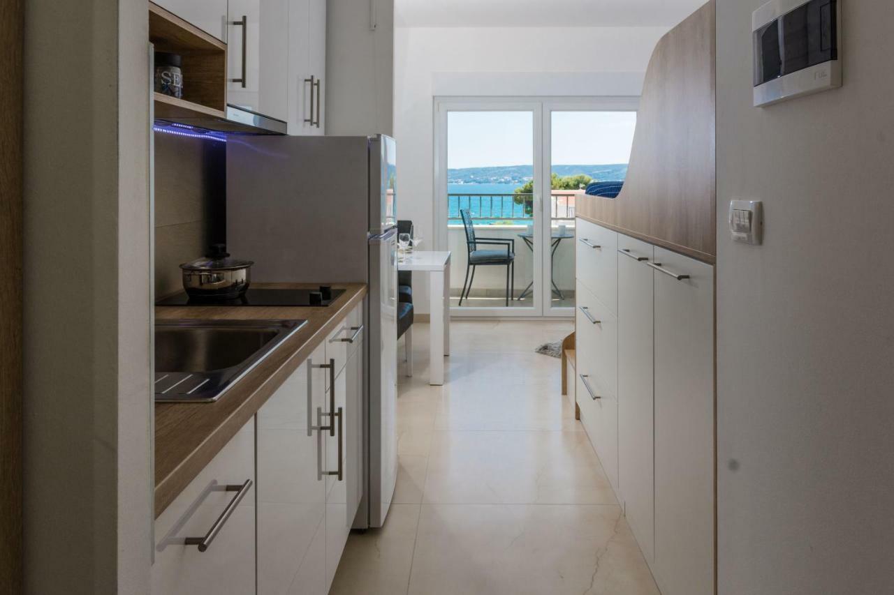 Apartment Quarko Kastela Bagian luar foto
