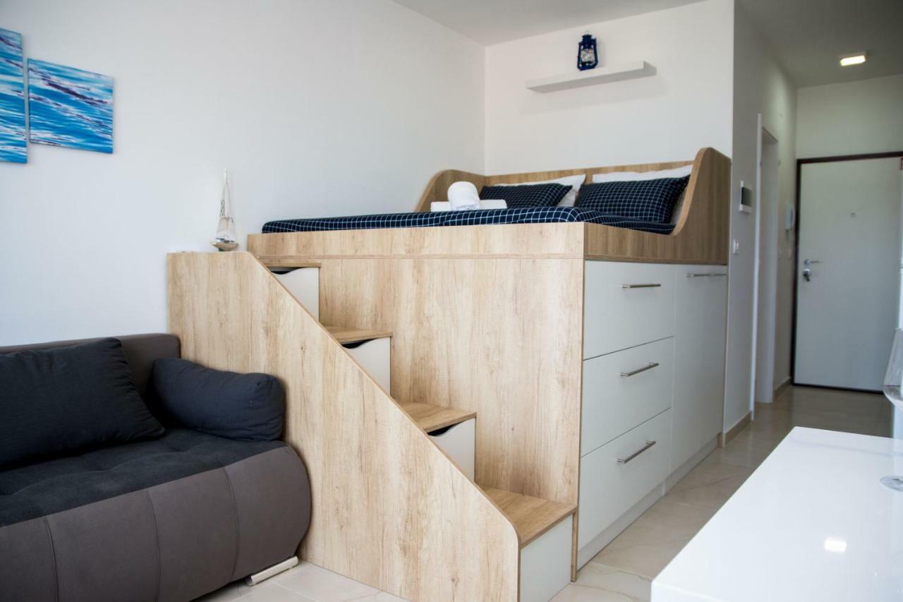 Apartment Quarko Kastela Bagian luar foto