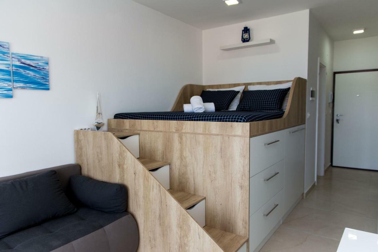 Apartment Quarko Kastela Bagian luar foto